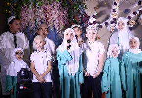 З любовʼю в серці